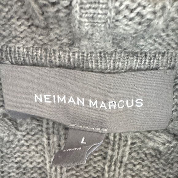 Neiman Marcus Gray Hooded Zip-Up Cable Knit Sweater Merino Wool Cashmere - Picture 2 of 13